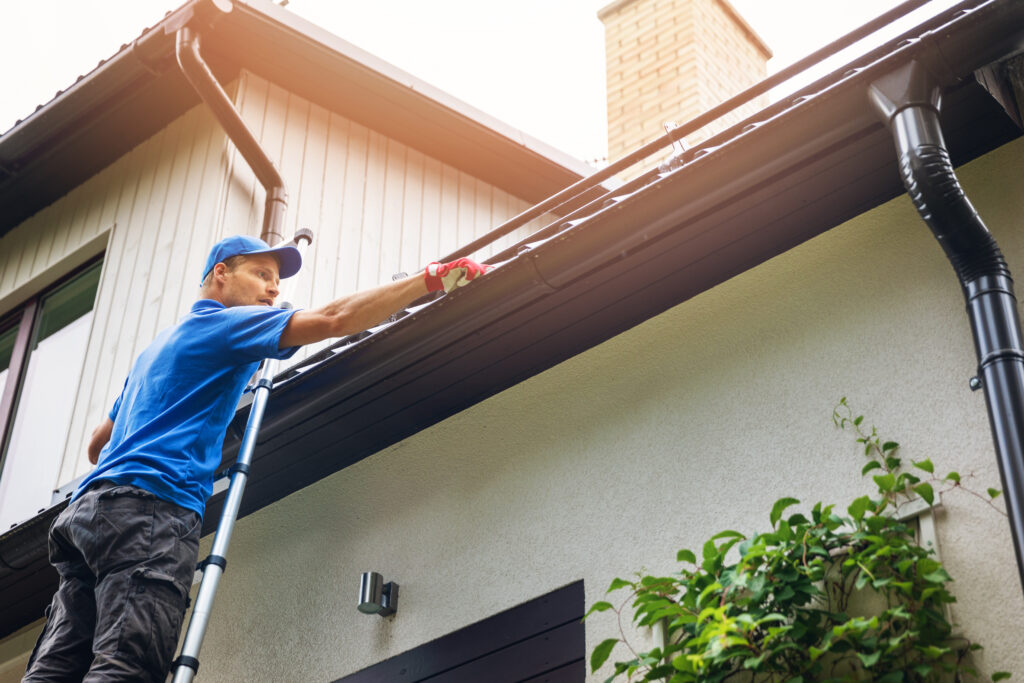 Fall 2025 Maintenance Checklist for Hamptons Homeowners